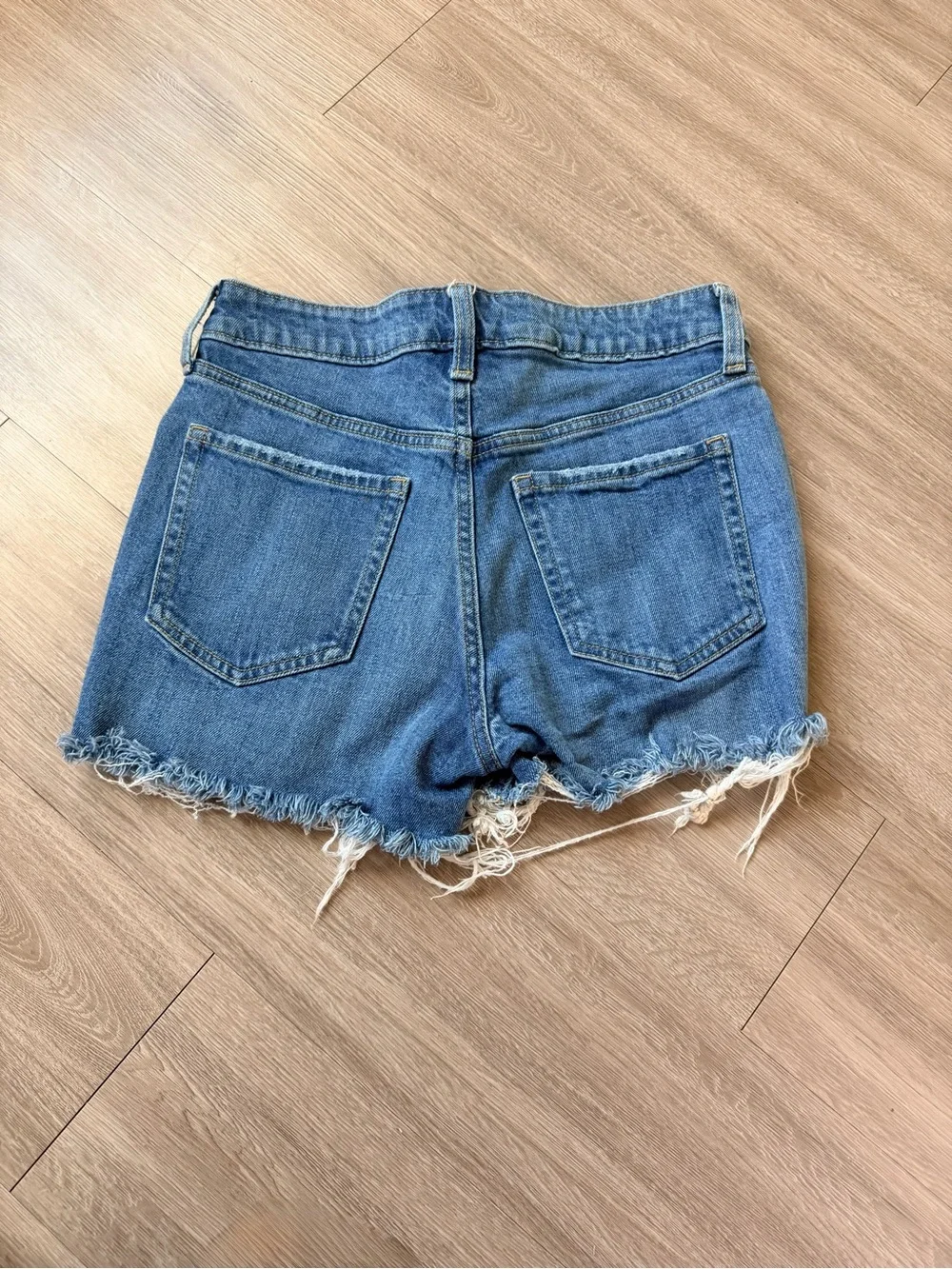 Old Navy casual cutoff